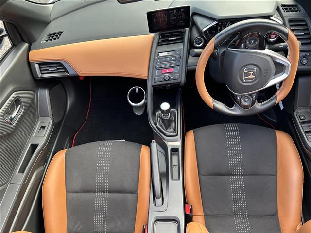 S660 αブルーノレザーエディション ワンオーナー/純正ディスプレイオーディオ(AM、FM、ハンズフリー)/バックカメラ/プッシュスタート/6MT/HDMI/革巻きステアリング/ステアリングリモコン/電動調整ミラー/クルーズコントロール(42枚目)