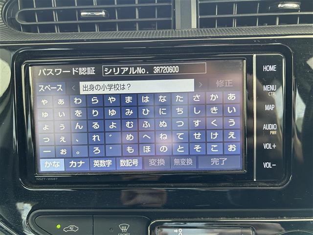 アクア クロスオーバー　純正ＳＤナビ／衝突軽減ブレーキ／前方ドライブレコーダー／全方位カメラ／ステアリングスイッチ／純正フロアマット／ハーフレザーシート／ＬＤＡ／ドアバイザー／オートライト／ＥＴＣ（18枚目）