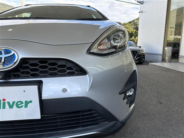 アクア クロスオーバー　純正ＳＤナビ／衝突軽減ブレーキ／前方ドライブレコーダー／全方位カメラ／ステアリングスイッチ／純正フロアマット／ハーフレザーシート／ＬＤＡ／ドアバイザー／オートライト／ＥＴＣ（33枚目）