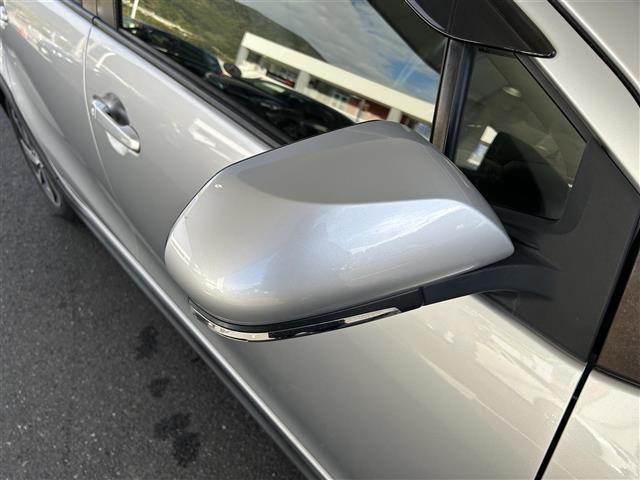 アクア クロスオーバー　純正ＳＤナビ／衝突軽減ブレーキ／前方ドライブレコーダー／全方位カメラ／ステアリングスイッチ／純正フロアマット／ハーフレザーシート／ＬＤＡ／ドアバイザー／オートライト／ＥＴＣ（36枚目）