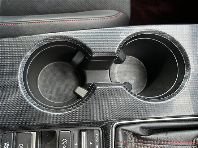 シビック ＥＸ　☆純正ナビ付ディスプレイオーディオ（ＡＭ／ＦＭ／ＴＶ）☆ブルートゥース☆クルーズコントロール追従あり☆レーンキープアシスト☆衝突軽減ブレーキ☆電子パーキングブレーキ☆ブレーキホールド（19枚目）