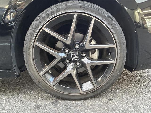 シビック ＥＸ　☆純正ナビ付ディスプレイオーディオ（ＡＭ／ＦＭ／ＴＶ）☆ブルートゥース☆クルーズコントロール追従あり☆レーンキープアシスト☆衝突軽減ブレーキ☆電子パーキングブレーキ☆ブレーキホールド（29枚目）