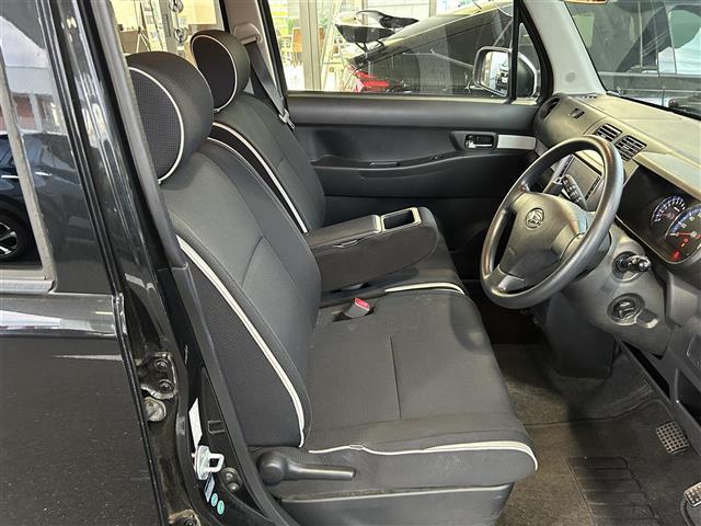 ムーヴコンテ カスタム X 純正ナビ(AM/FM/CD/DVD)/AAC/純正フロアマット/純正アルミホイール/ドアバイザー/電動格納ウィンカーミラー/ABS/イモビライザー/スマートキー/取扱説明書/保証書(23枚目)