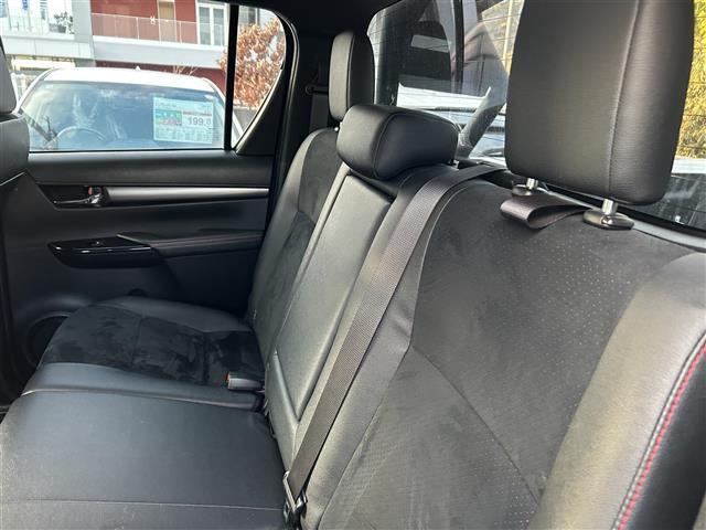 ハイラックス Ｚ　ＧＲスポーツ　純正ナビ／全方位モニター／ワンオーナー／パドルシフト／クルーズコントロール／Ｄ席パワーシート／ステアリングスイッチ／スマートキー／プッシュスタート／ＥＴＣ／全席オートパワーウィンドウ／４ＷＤ（27枚目）