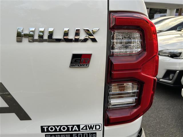 ハイラックス Ｚ　ＧＲスポーツ　純正ナビ／全方位モニター／ワンオーナー／パドルシフト／クルーズコントロール／Ｄ席パワーシート／ステアリングスイッチ／スマートキー／プッシュスタート／ＥＴＣ／全席オートパワーウィンドウ／４ＷＤ（35枚目）