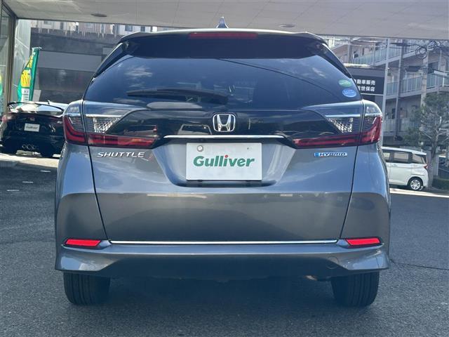 シャトル ハイブリッド　ホンダセンシング　純正ナビ／Ｂカメラ／ドラレコ／クルコン／ＥＴＣ／Ｐスタート／スマートキー／純正フロアマット／ＡＢＳ／ＬＫＡＳ／ＣＭＢＳ／ＶＳＡ／路外逸脱抑制機能／光軸調整ダイヤル／ＳＲＳエアバッグ／ＩＳＯＦＩＸ（25枚目）