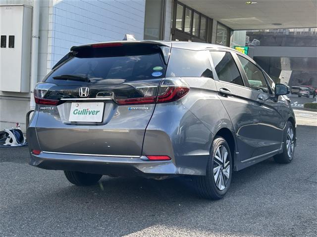 シャトル ハイブリッド　ホンダセンシング　純正ナビ／Ｂカメラ／ドラレコ／クルコン／ＥＴＣ／Ｐスタート／スマートキー／純正フロアマット／ＡＢＳ／ＬＫＡＳ／ＣＭＢＳ／ＶＳＡ／路外逸脱抑制機能／光軸調整ダイヤル／ＳＲＳエアバッグ／ＩＳＯＦＩＸ（26枚目）