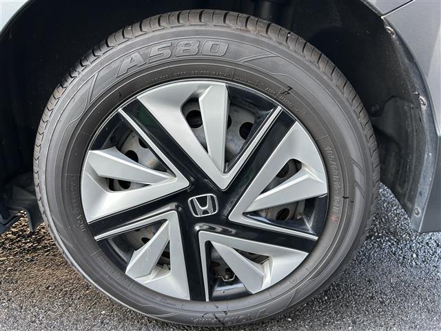 シャトル ハイブリッド　ホンダセンシング　純正ナビ／Ｂカメラ／ドラレコ／クルコン／ＥＴＣ／Ｐスタート／スマートキー／純正フロアマット／ＡＢＳ／ＬＫＡＳ／ＣＭＢＳ／ＶＳＡ／路外逸脱抑制機能／光軸調整ダイヤル／ＳＲＳエアバッグ／ＩＳＯＦＩＸ（36枚目）