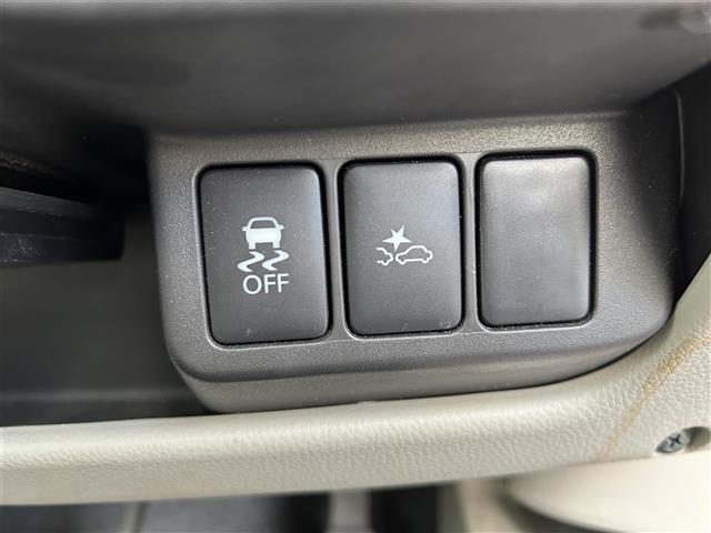 デイズ X ワンオーナー/純正ナビ(BT/フルセグTV/CD)/アラウンドビューモニター/エマージェンシーブレーキ/ETC/スマートキー/プッシュスタート/ステアリングスイッチ/Aストップ(15枚目)