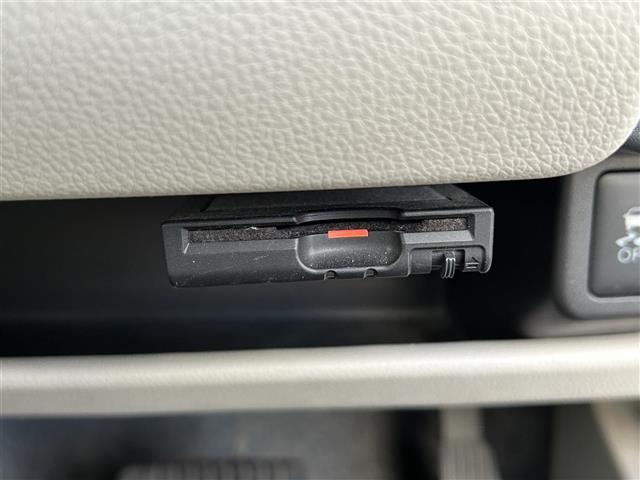 デイズ X ワンオーナー/純正ナビ(BT/フルセグTV/CD)/アラウンドビューモニター/エマージェンシーブレーキ/ETC/スマートキー/プッシュスタート/ステアリングスイッチ/Aストップ(16枚目)