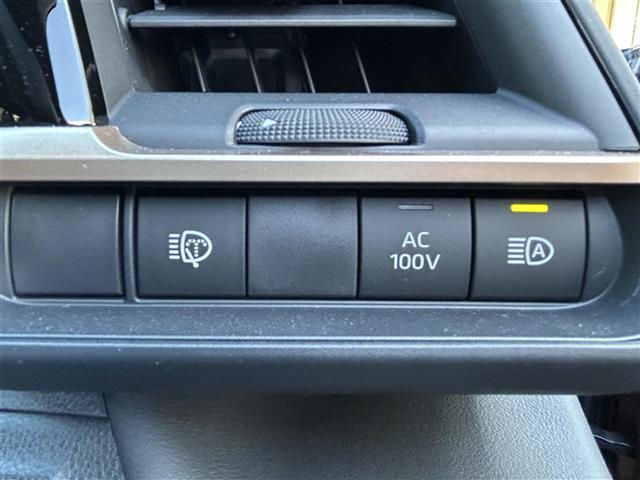 クラウンスポーツ Z ワンオーナー/純正DA(FM/AM/BT/フルセグTV/Mira Cast)/ガラスルーフ/ビルトインETC/ステアリングヒーター/DN席シートヒーター/DN席エアシート/クルコン/パワーバックドア(20枚目)