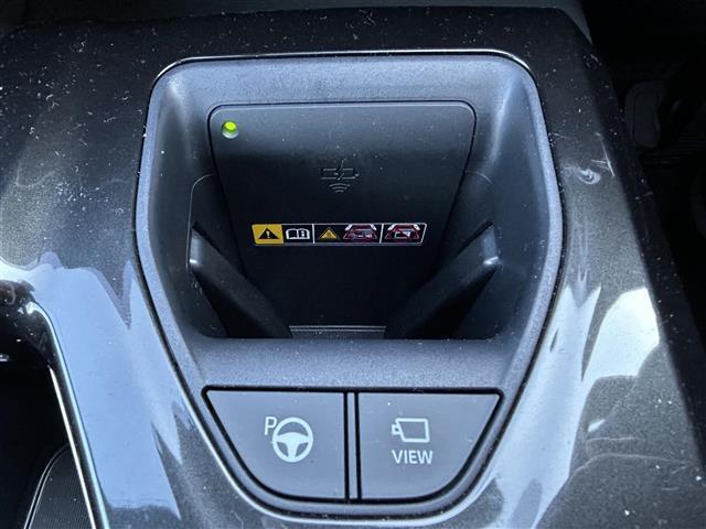 クラウンスポーツ Z ワンオーナー/純正DA(FM/AM/BT/フルセグTV/Mira Cast)/ガラスルーフ/ビルトインETC/ステアリングヒーター/DN席シートヒーター/DN席エアシート/クルコン/パワーバックドア(22枚目)