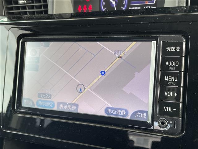 ルーミー カスタムＧ　４ＷＤ／ワンオーナー／純正ＳＤナビ（ＡＭ／ＦＭ／ＣＤ／ＳＤ／ＢＴ）／ワンセグ（走行中視聴不可）／バックカメラ／アイドリングストップ／ウィンカーミラー／ドアバイザー／パワースライドドア／ＥＴＣ／フォグ（2枚目）