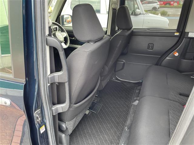 ルーミー カスタムＧ　４ＷＤ／ワンオーナー／純正ＳＤナビ（ＡＭ／ＦＭ／ＣＤ／ＳＤ／ＢＴ）／ワンセグ（走行中視聴不可）／バックカメラ／アイドリングストップ／ウィンカーミラー／ドアバイザー／パワースライドドア／ＥＴＣ／フォグ（28枚目）