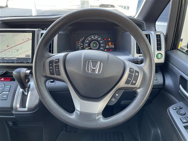 ステップワゴン Ｇ　Ｅセレクション　ワンオーナー／４ＷＤ／寒冷地仕様／純正ナビ／フルセグ／バックカメラ／アイドリングストップ／ウィンカーミラー／スペアキー／社外エンジンスターター／クルーズコントロール／純正フロアマット／ＥＴＣ／冬タイヤ（8枚目）