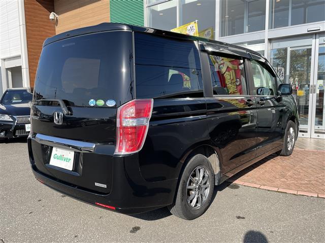 ステップワゴン Ｇ　Ｅセレクション　ワンオーナー／４ＷＤ／寒冷地仕様／純正ナビ／フルセグ／バックカメラ／アイドリングストップ／ウィンカーミラー／スペアキー／社外エンジンスターター／クルーズコントロール／純正フロアマット／ＥＴＣ／冬タイヤ（17枚目）