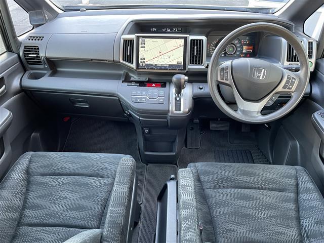 ステップワゴン Ｇ　Ｅセレクション　ワンオーナー／４ＷＤ／寒冷地仕様／純正ナビ／フルセグ／バックカメラ／アイドリングストップ／ウィンカーミラー／スペアキー／社外エンジンスターター／クルーズコントロール／純正フロアマット／ＥＴＣ／冬タイヤ（42枚目）