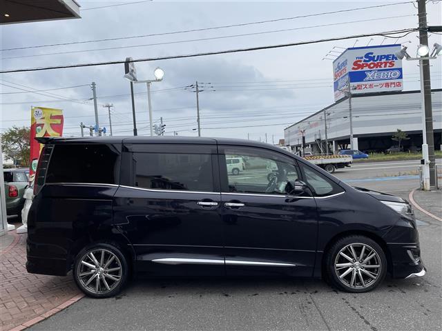 エスクァイア Gi 4WD/純正SDナビ(AM/FM/CD/DVD/BT/SD)/フルセグテレビ(走行中視聴可能)/バックカメラ/アイドリングストップ/ウィンカーミラー/キャプテンシート/クルーズコントロール/ETC(16枚目)