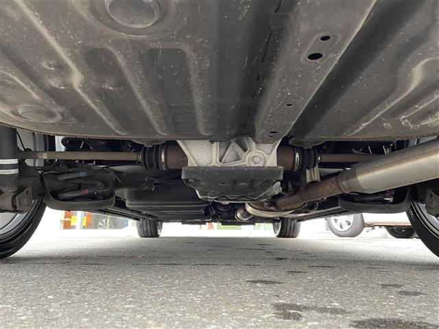 エスクァイア Gi 4WD/純正SDナビ(AM/FM/CD/DVD/BT/SD)/フルセグテレビ(走行中視聴可能)/バックカメラ/アイドリングストップ/ウィンカーミラー/キャプテンシート/クルーズコントロール/ETC(40枚目)