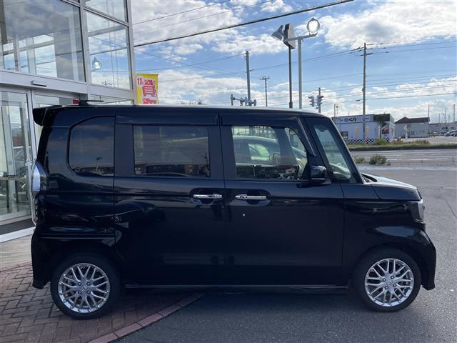 N-BOXカスタム Lターボ ワンオーナー/4WD/寒冷地仕様/ターボ/ホンダセンシング/純正ナビ/フルセグ/バックカメラ/フロントカメラ/クルーズコントロール/アイドリングストップ/純正エンジンスターター/スペアキー/冬タイヤ付(18枚目)