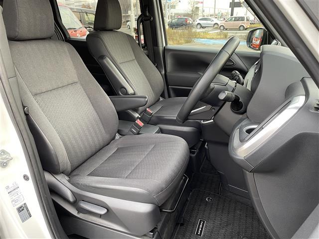 ノア S-G 4WD/純正ナビ(AM/FM/BT)/フルセグ(走行中視聴不可)/ステアリングリモコン/クルーズコントロール(追従走行あり)/全方位モニター/前席シートヒーター/ドライブレコーダー/(25枚目)