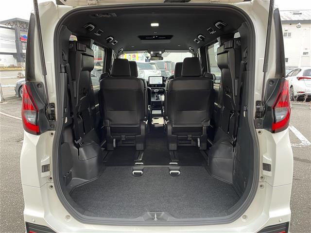 ノア S-G 4WD/純正ナビ(AM/FM/BT)/フルセグ(走行中視聴不可)/ステアリングリモコン/クルーズコントロール(追従走行あり)/全方位モニター/前席シートヒーター/ドライブレコーダー/(32枚目)