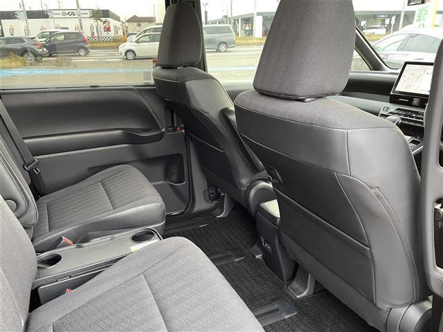 ノア S-G 4WD/純正ナビ(AM/FM/BT)/フルセグ(走行中視聴不可)/ステアリングリモコン/クルーズコントロール(追従走行あり)/全方位モニター/前席シートヒーター/ドライブレコーダー/(34枚目)