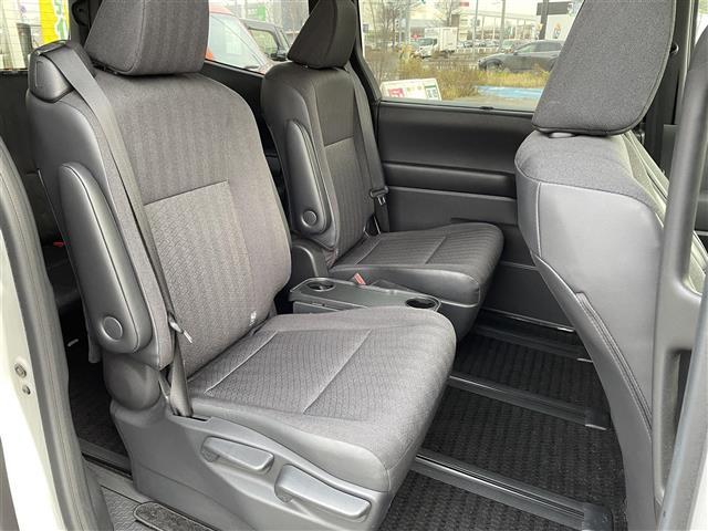 ノア S-G 4WD/純正ナビ(AM/FM/BT)/フルセグ(走行中視聴不可)/ステアリングリモコン/クルーズコントロール(追従走行あり)/全方位モニター/前席シートヒーター/ドライブレコーダー/(35枚目)