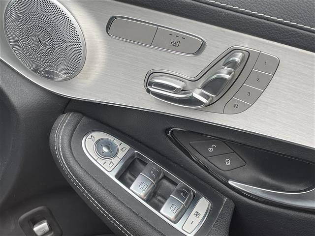 ＧＬＣ ＧＬＣ２２０ｄ　４マチックスポーツ（本革仕様）　レザーシート　ＨＵＤ　ブルメスター　ＳＲ　ＡＣＣ　ＤＴＶ　コーナーセンサー　アラウンドビュー（31枚目）