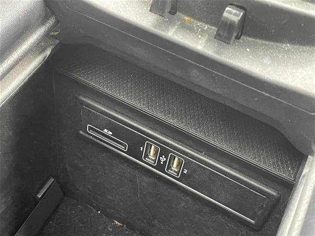 ＧＬＣ ＧＬＣ２２０ｄ　４マチックスポーツ（本革仕様）　レザーシート　ＨＵＤ　ブルメスター　ＳＲ　ＡＣＣ　ＤＴＶ　コーナーセンサー　アラウンドビュー（38枚目）