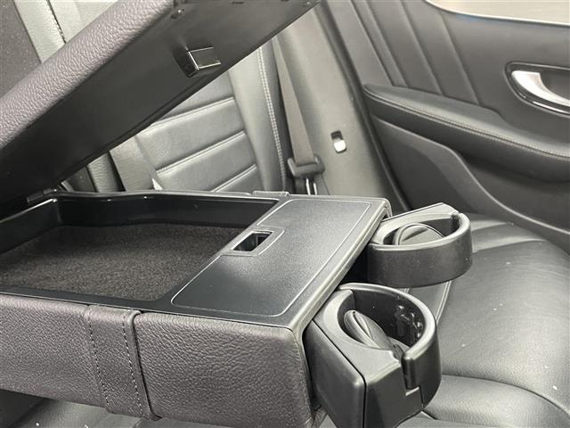 ＧＬＣ ＧＬＣ２２０ｄ　４マチックスポーツ（本革仕様）　レザーシート　ＨＵＤ　ブルメスター　ＳＲ　ＡＣＣ　ＤＴＶ　コーナーセンサー　アラウンドビュー（41枚目）