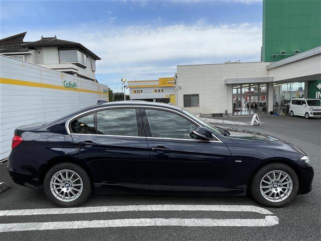 ３シリーズ ３２０ｄ　ラグジュアリー　ディーゼル　ナビ　バックカメラ（6枚目）