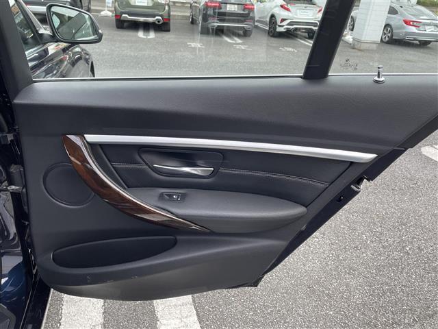 ３シリーズ ３２０ｄ　ラグジュアリー　ディーゼル　ナビ　バックカメラ（35枚目）