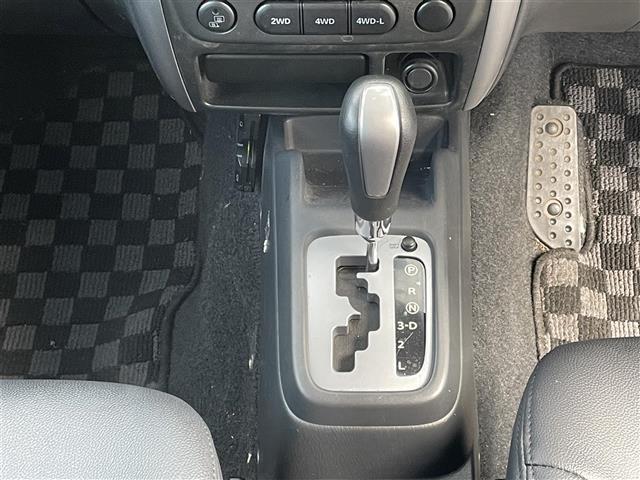 AZオフロード XC 4WD ホワイトレタータイヤ(25枚目)