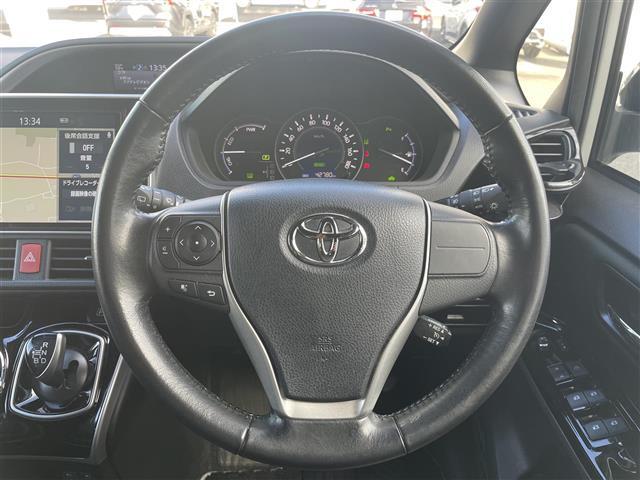 ヴォクシー ハイブリッドＺＳ　煌ＩＩ　純正ナビ　後席モニター　Ｂカメラ　シートヒーター　ドラレコ　クルコン　純正アルミ（3枚目）