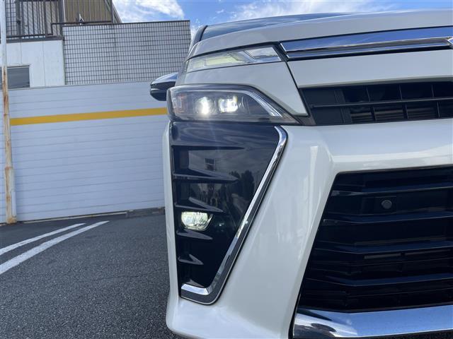 ヴォクシー ハイブリッドＺＳ　煌ＩＩ　純正ナビ　後席モニター　Ｂカメラ　シートヒーター　ドラレコ　クルコン　純正アルミ（27枚目）