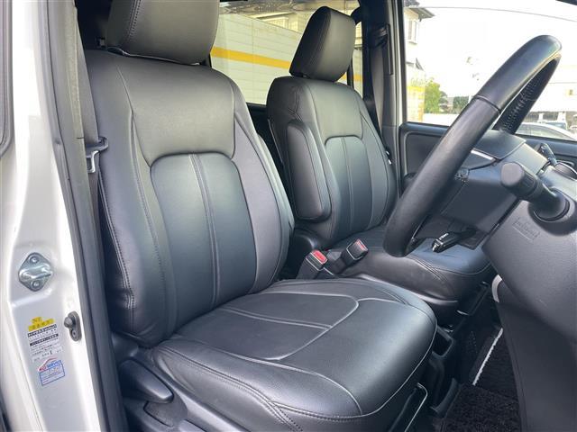 ヴォクシー ハイブリッドＺＳ　煌ＩＩ　純正ナビ　後席モニター　Ｂカメラ　シートヒーター　ドラレコ　クルコン　純正アルミ（29枚目）