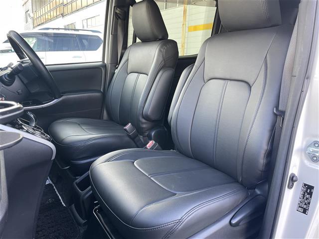 ヴォクシー ハイブリッドＺＳ　煌ＩＩ　純正ナビ　後席モニター　Ｂカメラ　シートヒーター　ドラレコ　クルコン　純正アルミ（31枚目）