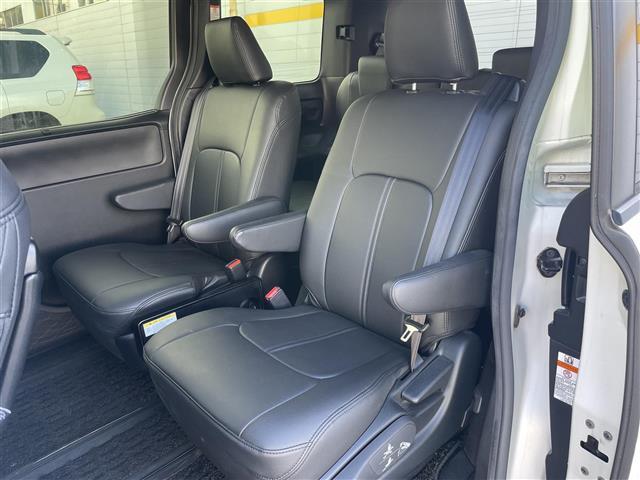 ヴォクシー ハイブリッドＺＳ　煌ＩＩ　純正ナビ　後席モニター　Ｂカメラ　シートヒーター　ドラレコ　クルコン　純正アルミ（35枚目）