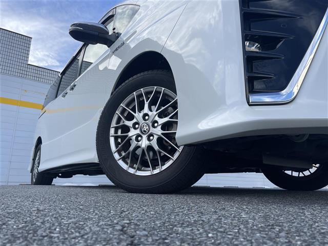 ヴォクシー ハイブリッドＺＳ　煌ＩＩ　純正ナビ　後席モニター　Ｂカメラ　シートヒーター　ドラレコ　クルコン　純正アルミ（41枚目）