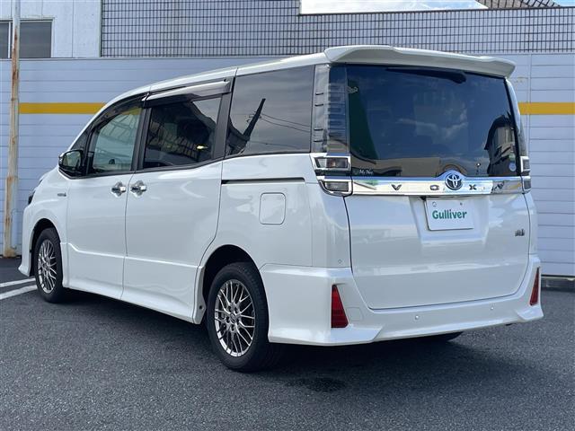 ヴォクシー ハイブリッドＺＳ　煌ＩＩ　純正ナビ　後席モニター　Ｂカメラ　シートヒーター　ドラレコ　クルコン　純正アルミ（43枚目）