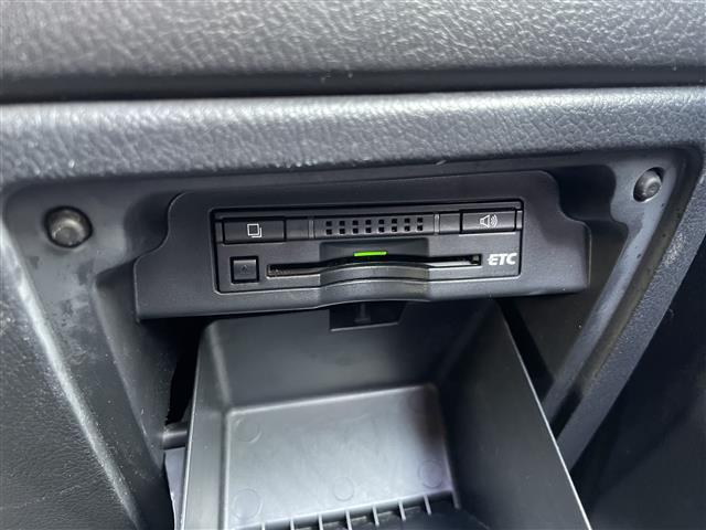 ノア Ｘ　社外ナビ　スライドドア　純正フロアマット　ＥＴＣ（8枚目）