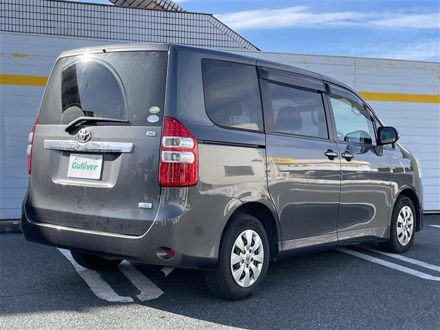 ノア Ｘ　社外ナビ　スライドドア　純正フロアマット　ＥＴＣ（23枚目）