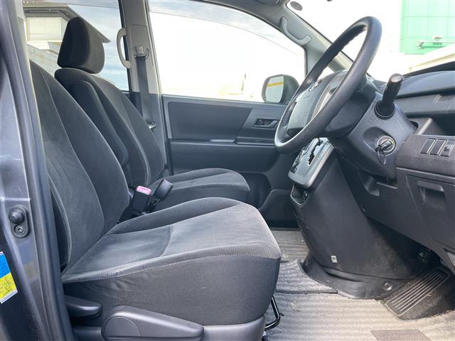 ノア Ｘ　社外ナビ　スライドドア　純正フロアマット　ＥＴＣ（27枚目）