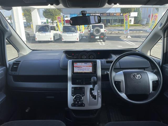 ノア Ｘ　社外ナビ　スライドドア　純正フロアマット　ＥＴＣ（42枚目）