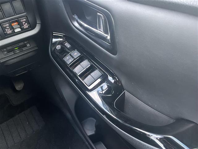 ヴォクシー ZS 煌III ワンオーナー 純正ナビ Bカメラ ETC クルコン コーナーセンサー ドラレコ(11枚目)