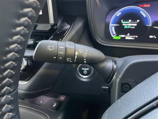 カローラツーリング ハイブリッド ダブルバイビー ワンオーナー 純正ナビ レーダークルーズ シートヒーター ハンドルヒーター Bカメラ コーナーセンサー ETC ドラレコ(6枚目)