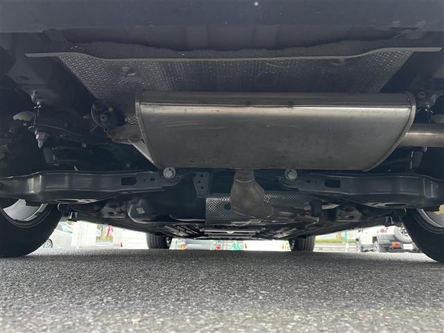 カローラツーリング ハイブリッド ダブルバイビー ワンオーナー 純正ナビ レーダークルーズ シートヒーター ハンドルヒーター Bカメラ コーナーセンサー ETC ドラレコ(39枚目)