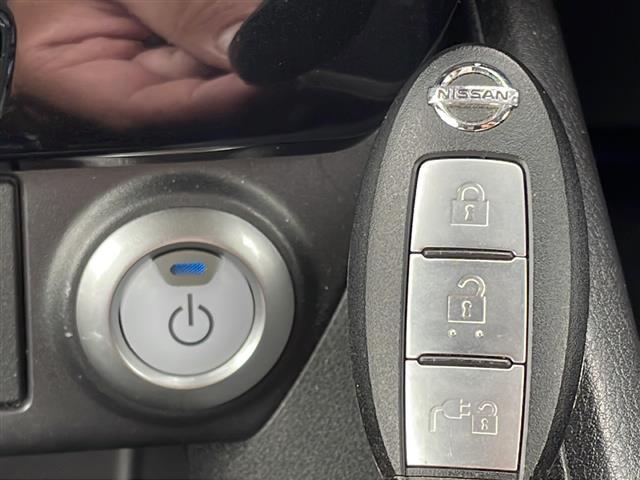 リーフ e+ X プロパイロット/全方位カメラ/バックカメラ/衝突軽減システム/ETC2,0/シートヒーター(D席N席)/ハンドルヒーター/オートライト/スマートキー/純正フロアマット/スペアキー(15枚目)