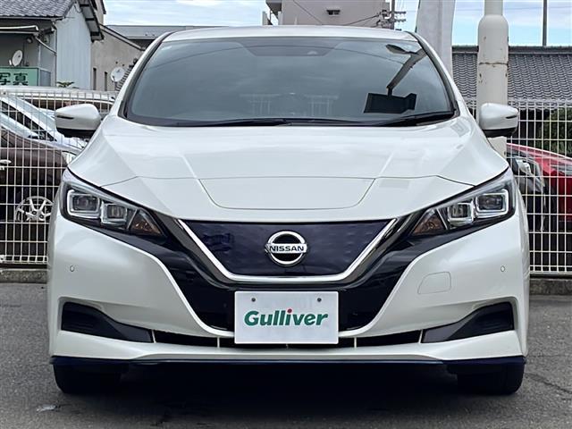 リーフ e+ X プロパイロット/全方位カメラ/バックカメラ/衝突軽減システム/ETC2,0/シートヒーター(D席N席)/ハンドルヒーター/オートライト/スマートキー/純正フロアマット/スペアキー(27枚目)